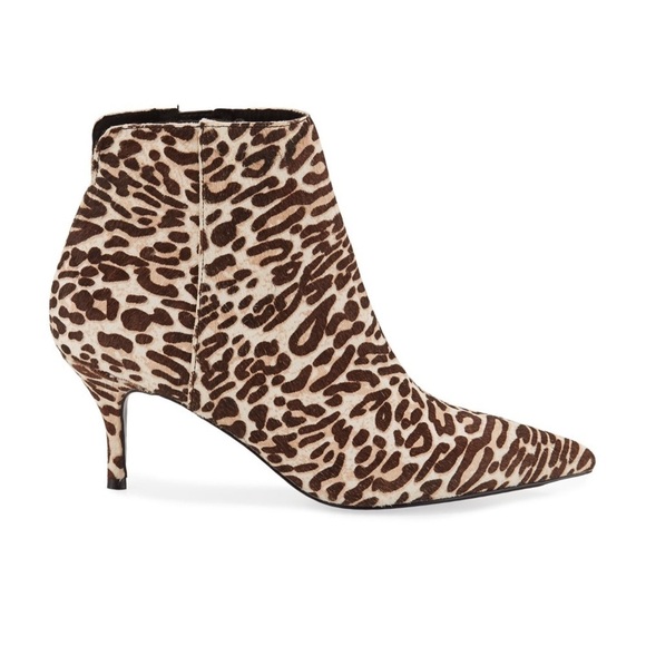 Charles David Albuquerque Leopard-Print Boots NWOT - Picture 3 of 6
